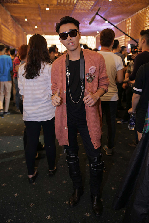 Ngắm style cuốn hút của các mỹ nam mỹ nữ tại Tuần thời trang - 13