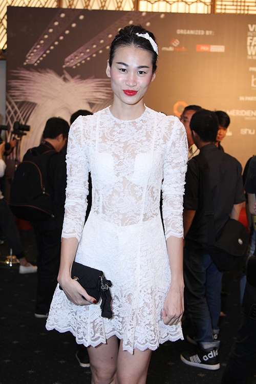 Ngắm style cuốn hút của các mỹ nam mỹ nữ tại Tuần thời trang - 9