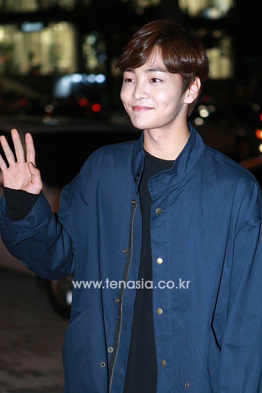 quot;Người đẹp khócquot; Choi Ji Woo lộ mặt bóng nhờn - 5