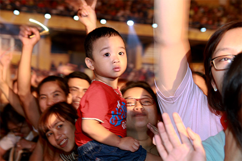 Trẻ Thủ đô quot;cuồng nhiệtquot; trong đêm nhạc miễn phí - 7