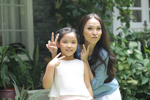 Tuần qua: Hà Hồ mặt trắng toát, Phạm Hương nhiều nếp nhăn - 12