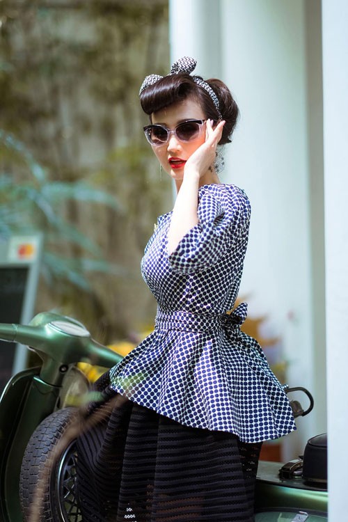 Tuần qua: Hà Hồ mặt trắng toát, Phạm Hương nhiều nếp nhăn - 8