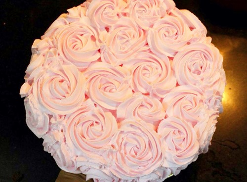 Làm bánh kem hoa hồng bằng nồi cơm điện tặng mẹ 20-10 - 10