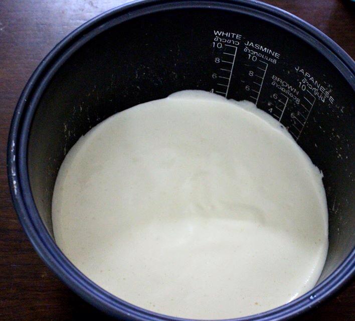 Làm bánh kem hoa hồng bằng nồi cơm điện tặng mẹ 20-10 - 5