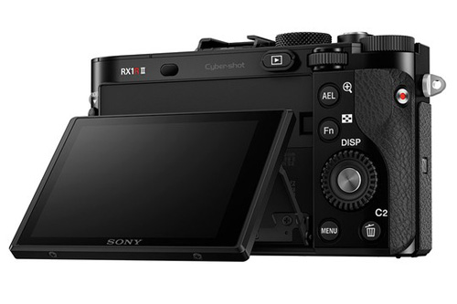 Sony RX1R II: Cảm biến full-frame, lấy nét 399 điểm - 2