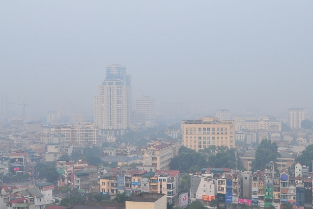 Ảnh: Hà Nội thoắt ẩn thoắt hiện trong sương mù mùa thu - 12