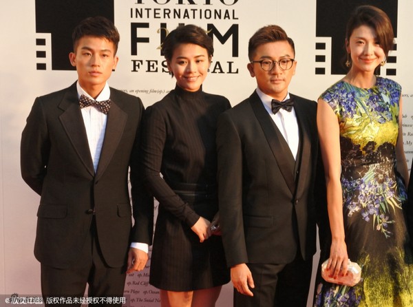 quot;Bỏ rơiquot; vợ, Huỳnh Hiểu Minh cặp kè Lưu Diệc Phi - 9