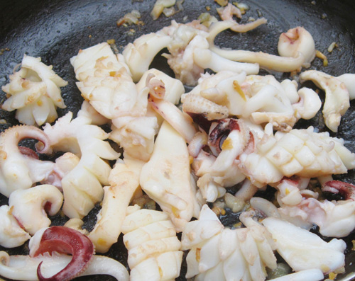 Đổi vị với mực xào hoa thiên lý - 5