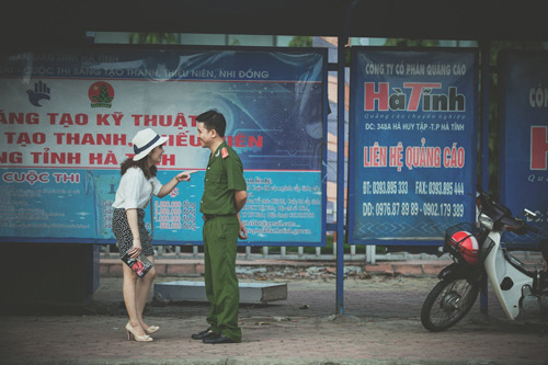 Chuyện tình nên thơ của anh công an và cô nàng gặp cướp - 14