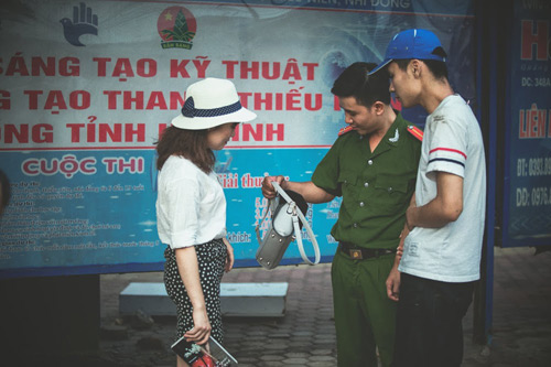 Chuyện tình nên thơ của anh công an và cô nàng gặp cướp - 12