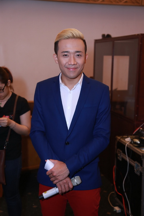 Vợ chồng Hồng Nhung khoe 2 con song sinh quot;gây sốtquot; - 12