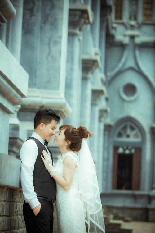 Chuyện tình nên thơ của anh công an và cô nàng gặp cướp - 1