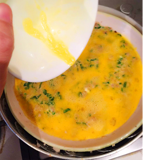 Trứng đúc thịt bò băm lạ miệng, ngon cơm - 2