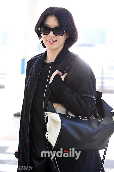 Kim So Eun mặt sần sùi, mũi biến dạng - 11