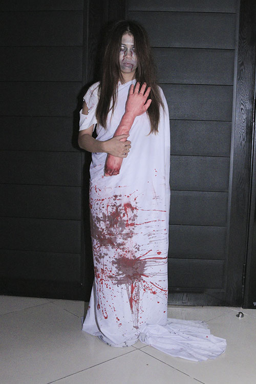 Sài Gòn ngập tràn quot;ma quỷquot; trong ngày Halloween - 8