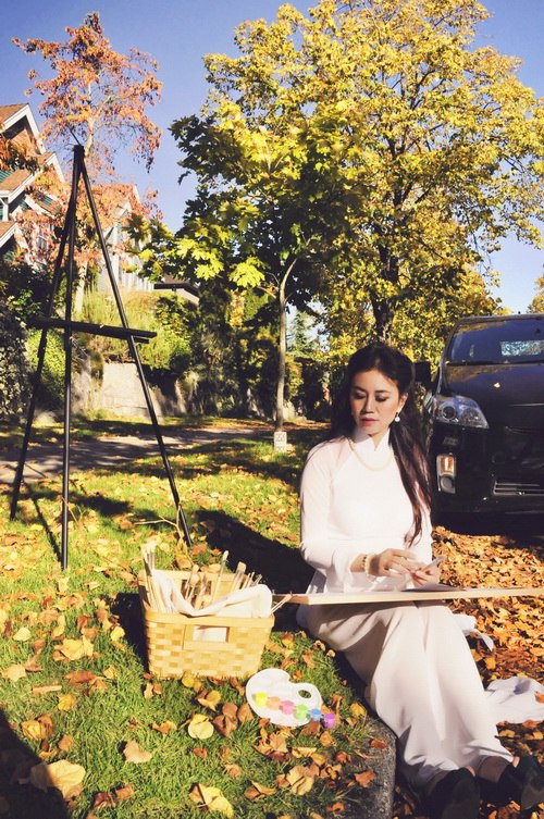 HH Mỹ Vân U40 mặc áo dài như quot;gái đôi mươiquot; - 3