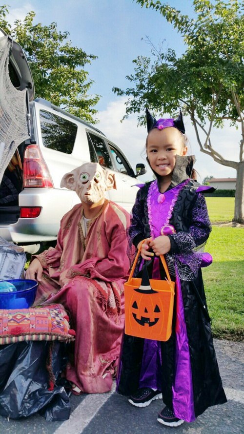 Việt Hương, Thái Hòa vui chơi cùng con ngày Halloween - 9