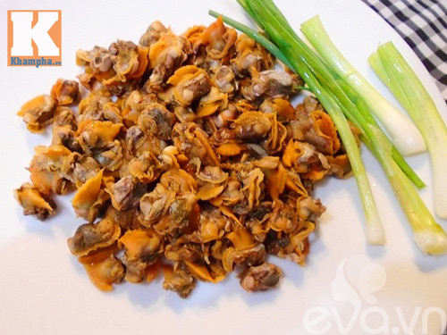 Bữa sáng bổ dưỡng với cháo sò huyết - 2