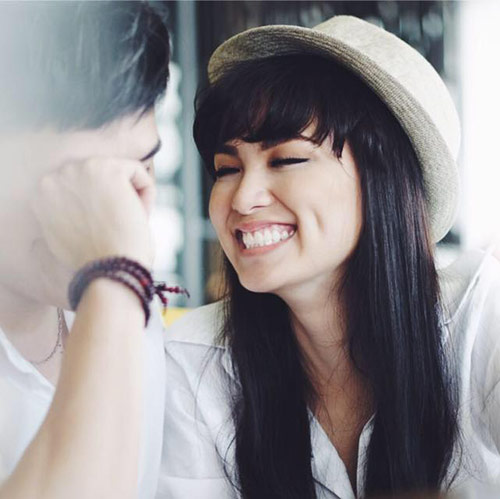 Lộ thiệp mời đám cưới của HH Diễm Hương - 1