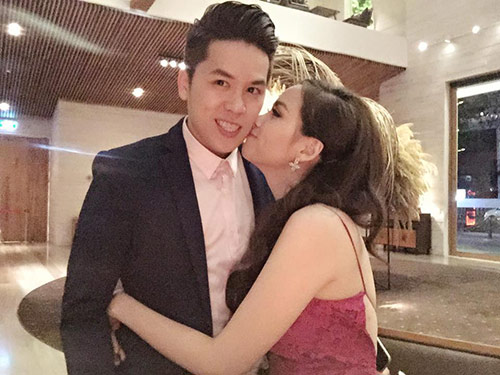 Lộ thiệp mời đám cưới của HH Diễm Hương - 4