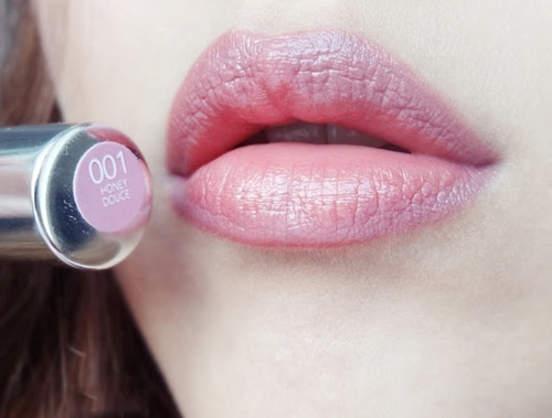 Đánh giá thỏi son kiêu kỳ Revlon Just Bitten Kissable Balm Stain - 10