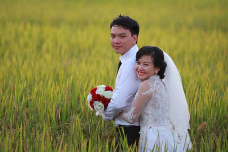 Ngôn tình 7 tháng “đơm hoa” của cặp đôi Nông nghiệp - 1