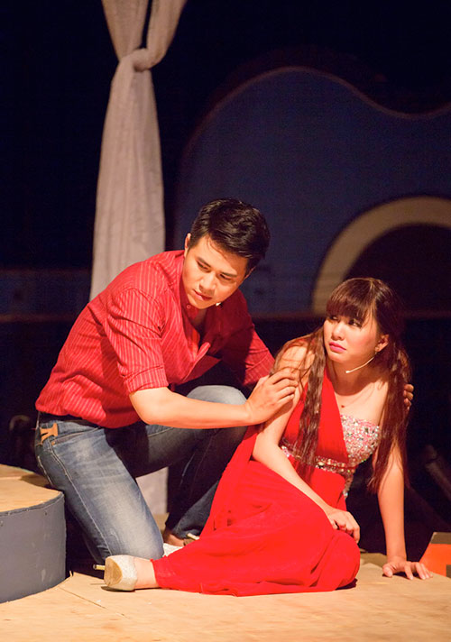 Vũ Mạnh Cường khóc hết nước mắt vì quot;lụy tìnhquot; - 1