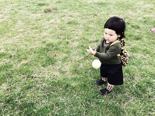 5 nhóc làm chao đảo cộng đồng mạng vì thời trang quá “chất” - 9