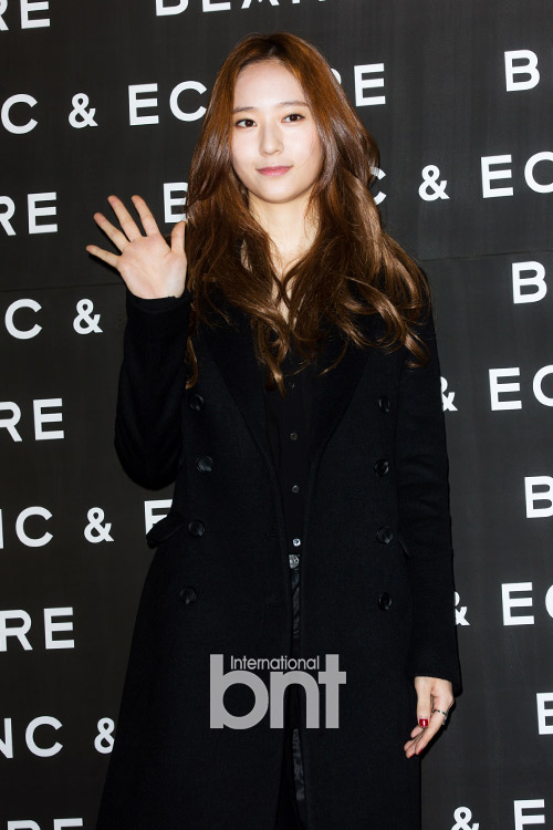 Kim Tae Hee thừa nhận có gặp gỡ bố Bi Rain - 12