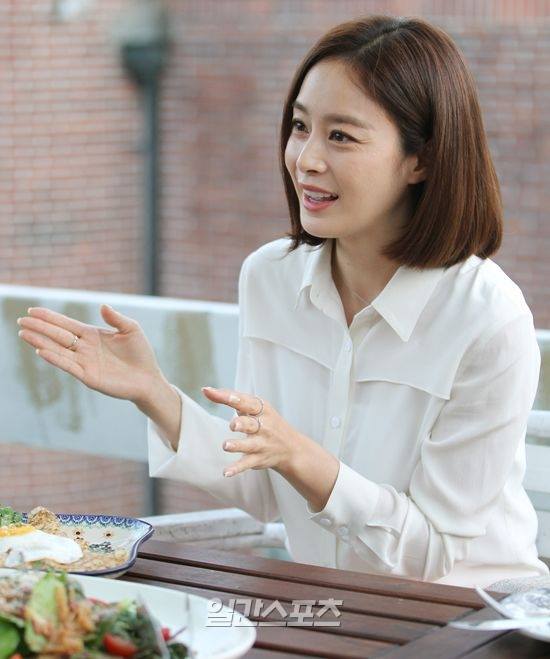 Kim Tae Hee thừa nhận có gặp gỡ bố Bi Rain - 2