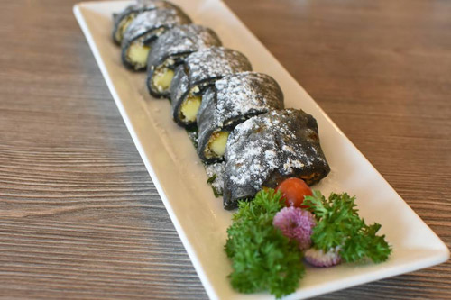 Hoa hậu Phạm Hương tham dự khai trương Dim Tu Tac - 4