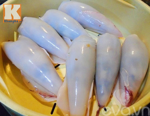 Mực nhồi thịt chiên vàng đầy hấp dẫn - 4