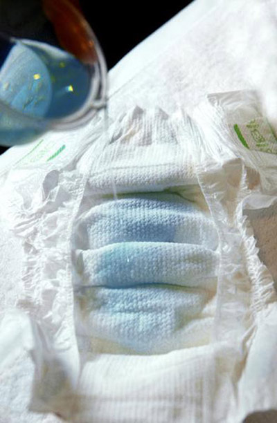 Trải nghiệm sử dụng miếng lót sơ sinh Merries size NB của bà mẹ 24 tuổi - 6