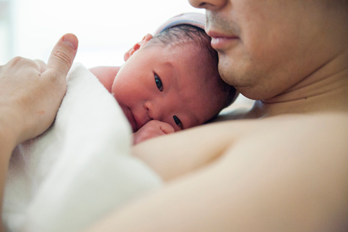 Bộ ảnh đẻ thường dưới nước nhẹ như không của mẹ Nhật - 17