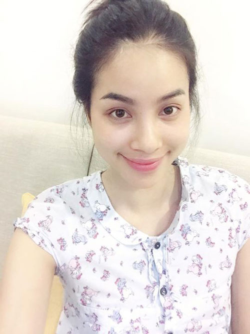 Phạm Hương tung ảnh mặt mộc đập tan lời chê già - 1