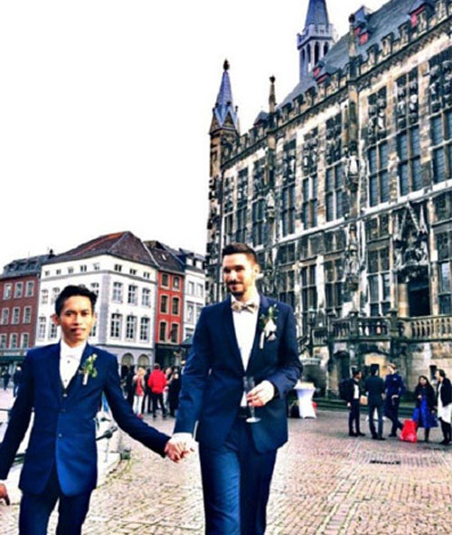 Cặp đôi đồng tính đũa lệch bất ngờ kết hôn - 16