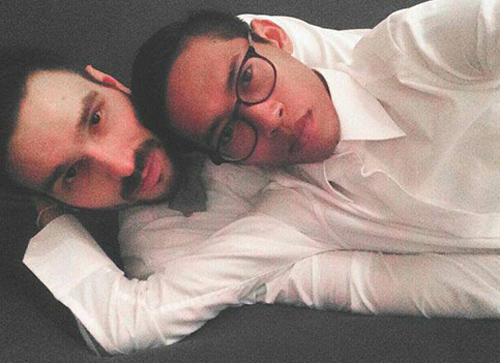 Cặp đôi đồng tính đũa lệch bất ngờ kết hôn - 3