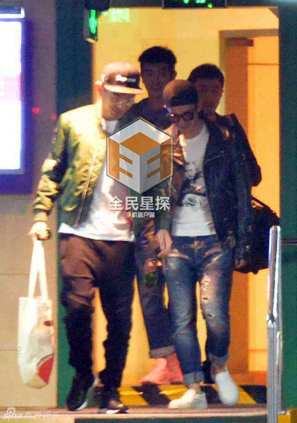 Triệu Vy tiếp tục bị chê béo ú, xuống sắc - 8