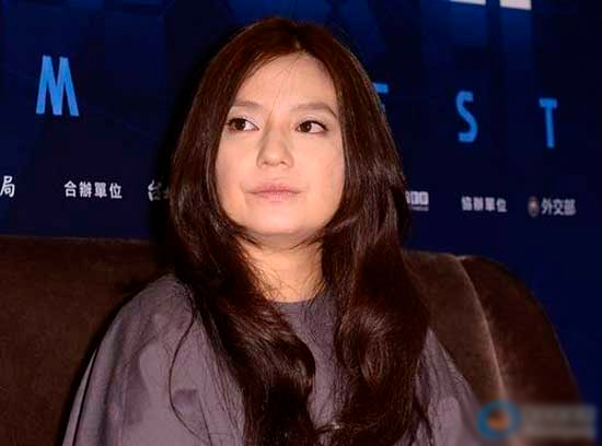 Triệu Vy tiếp tục bị chê béo ú, xuống sắc - 5