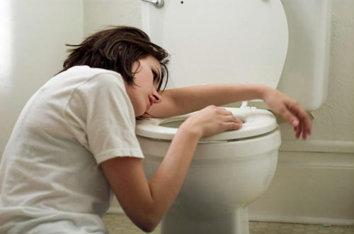 Bí quyết dùng cây nhà lá vườn trị tiêu chảy hiệu quả - 1