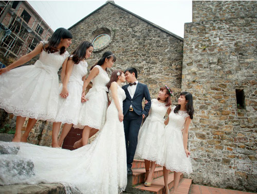 Chuyện tình đáng yêu của cặp đôi quot;gần nhà, xa ngõquot; - 6