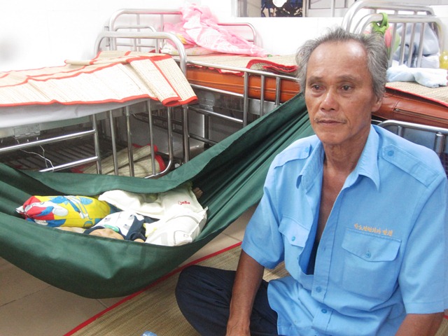 Bị mẹ bỏ rơi, bé 6 tháng tuổi bị xơ gan giai đoạn cuối - 2