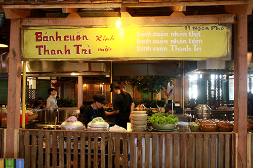 Đến quot;Phố ngonquot; thử cảm giác mua hàng bằng tem phiếu - 12