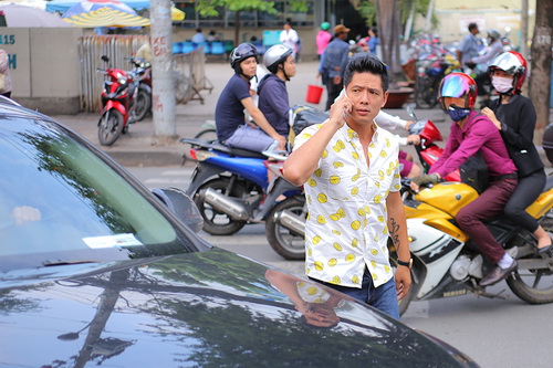 Bình Minh động viên người nhà diễn viên Nguyễn Hoàng - 1