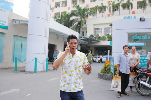 Bình Minh động viên người nhà diễn viên Nguyễn Hoàng - 2