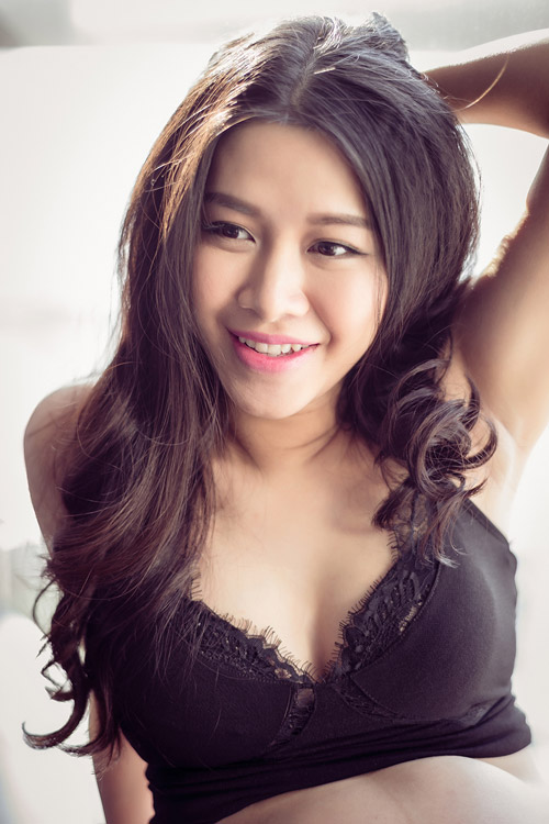 Bà xã Đăng Khôi lộ bộ ảnh gợi cảm khi bầu bí - 15