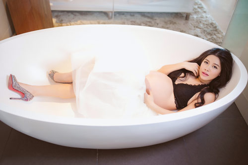 Bà xã Đăng Khôi lộ bộ ảnh gợi cảm khi bầu bí - 7