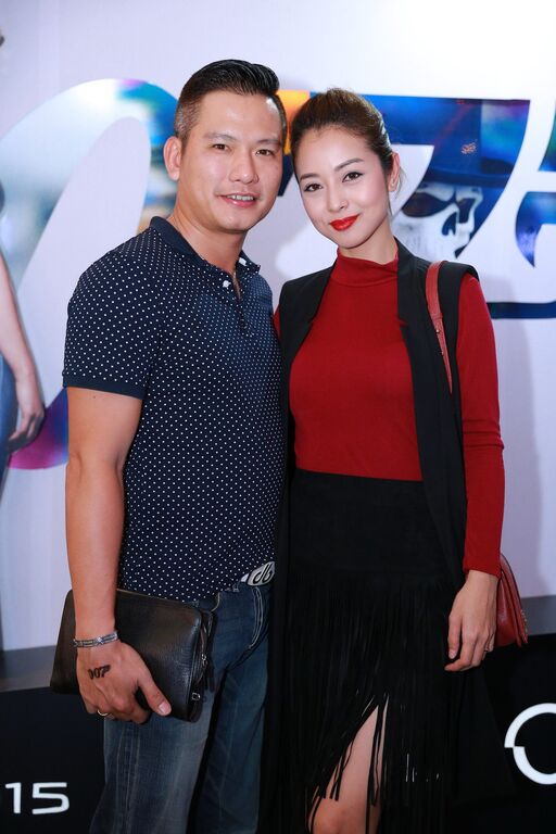 Vợ chồng Jennifer Phạm rủ nhau đi xem James Bond - 2