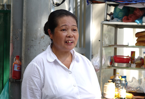 Sắc trắng tỏa sáng bất ngờ trên từng góc phố - 3