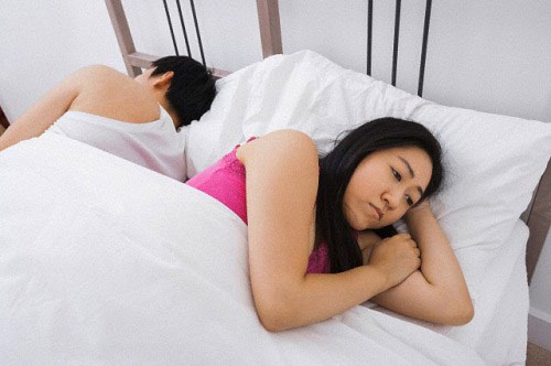 Vợ không dám cho con bú vì sợ xấu ngực - 1
